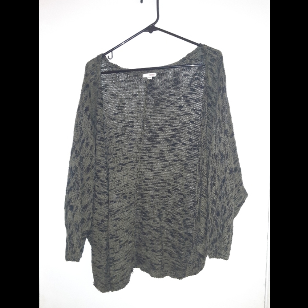 Bongo Throwover Sweater